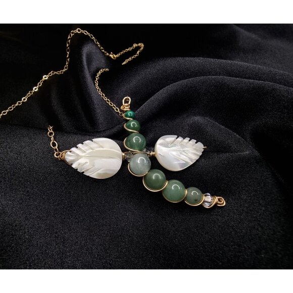Vintage 14K Gold Filled Jade & Mother Of Pearl Dragonfly Pendant Necklace 16" El - Picture 3 of 5